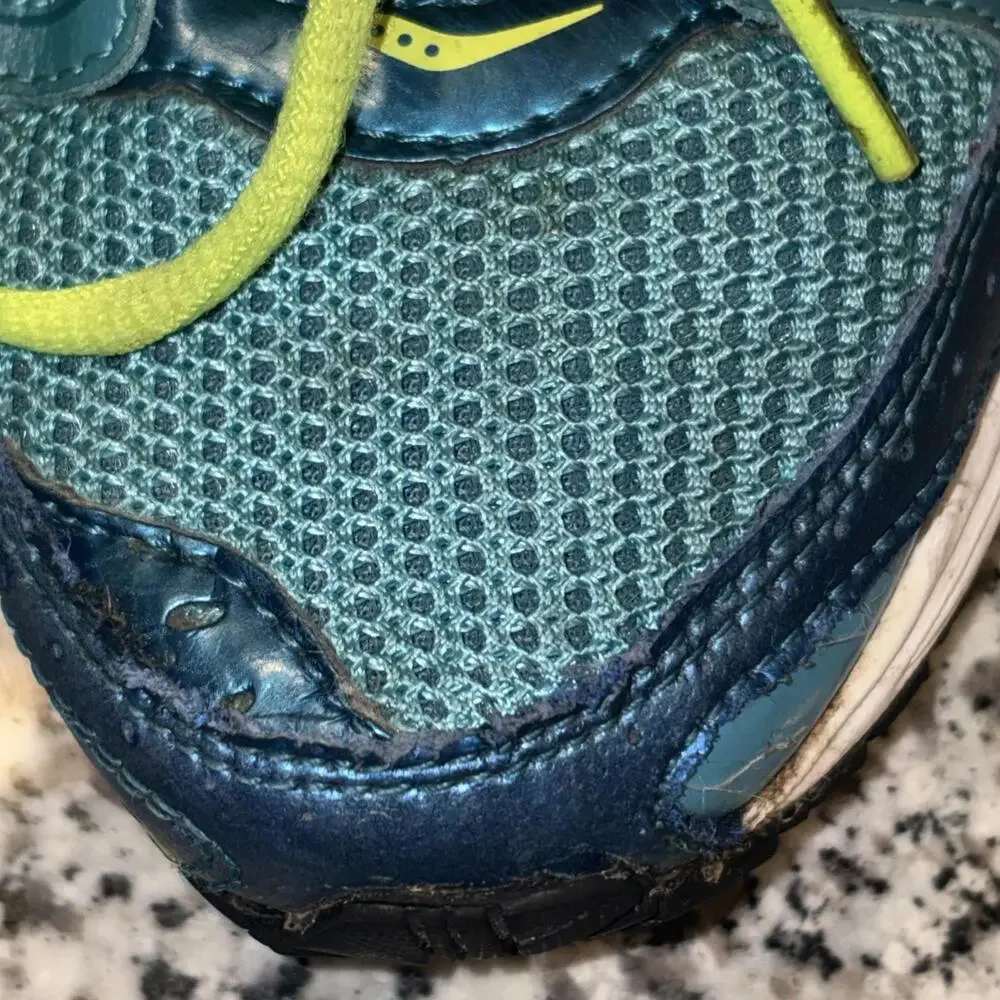 Saucony Run Anywhere Trail Running Shoes WOMEN'S Size 8.5 grid green and yellow‎